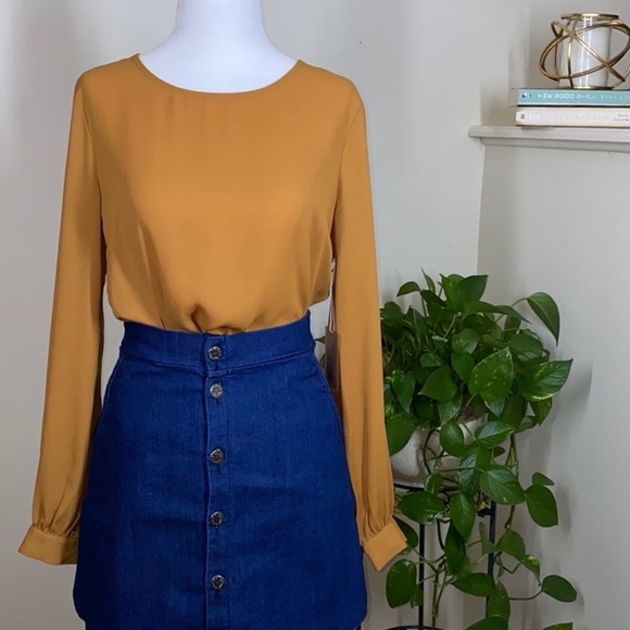 Forever 21 Tops - NWT Tie-Back Mustard Blouse